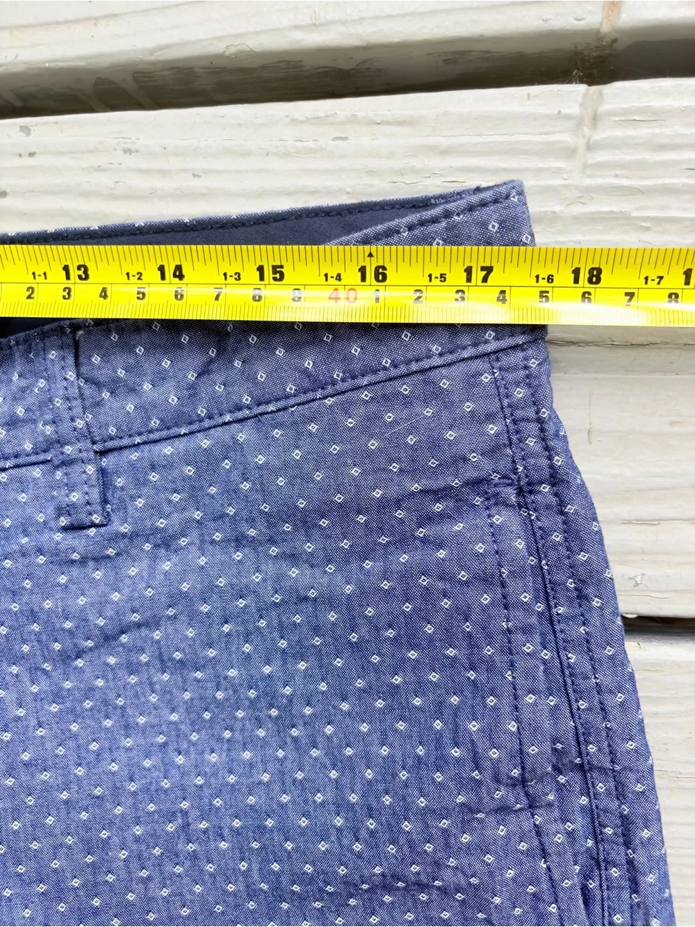 Chaps Flat-Front Chino Shorts 100% Cotton Monroe Blue White Dots Sz 34 Inseam 9”